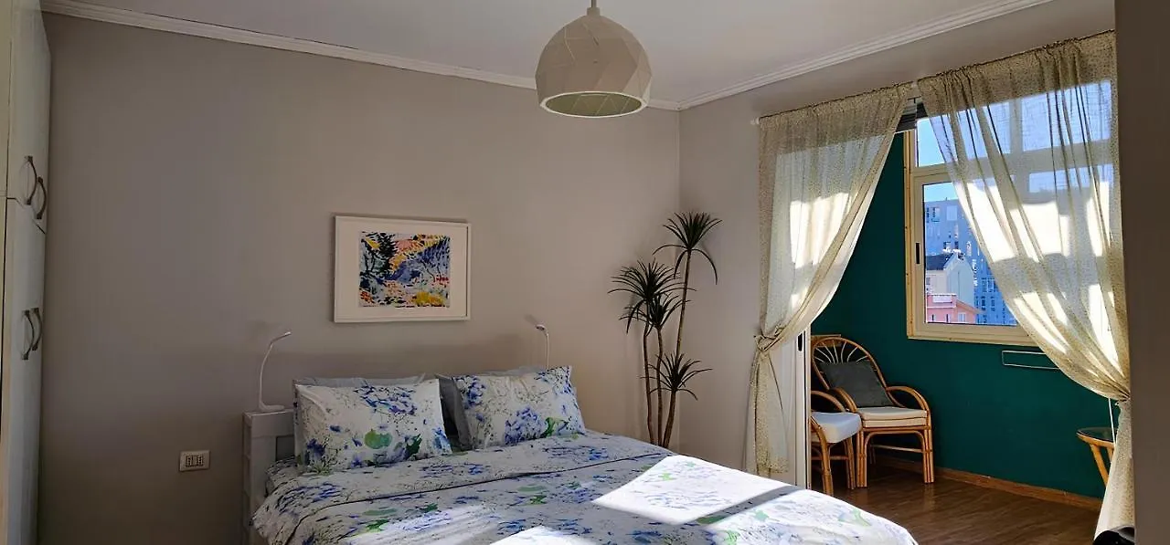 Nuci'S Place 2, Sunny Apartment With Balcony Near Blloku 地拉那