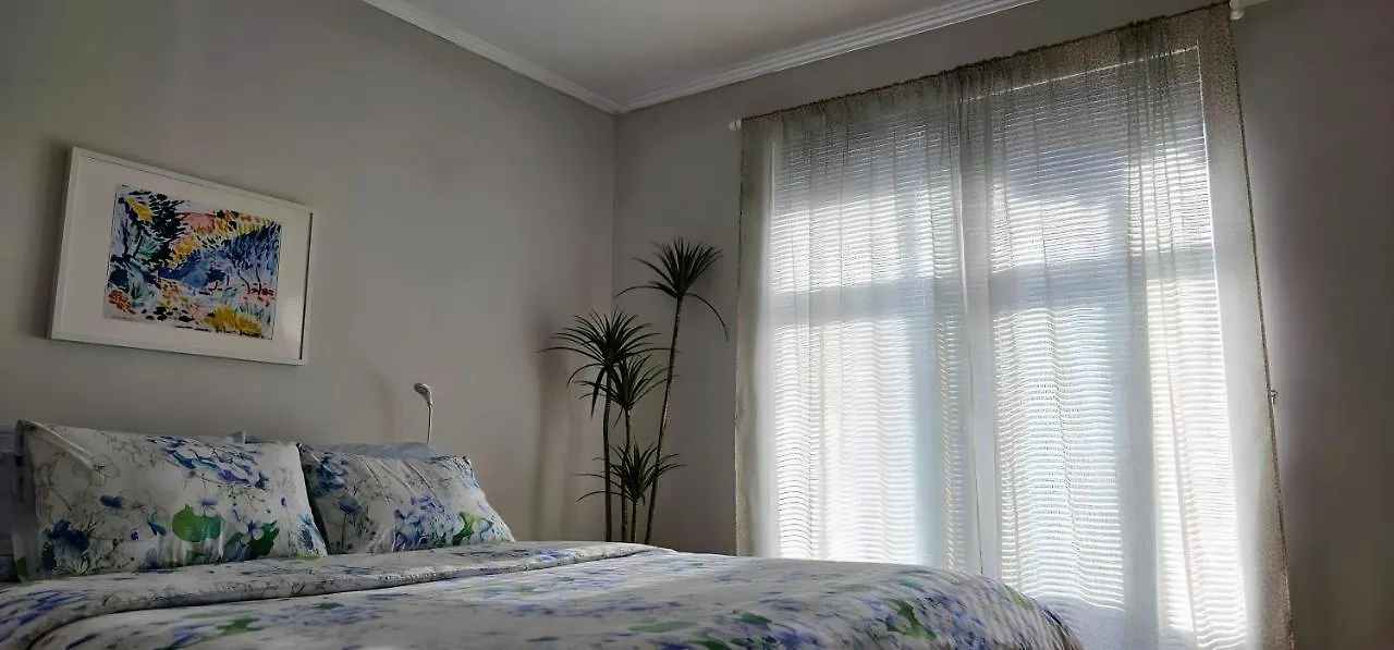 Nuci'S Place 2, Sunny Apartment With Balcony Near Blloku 地拉那 阿尔巴尼亚