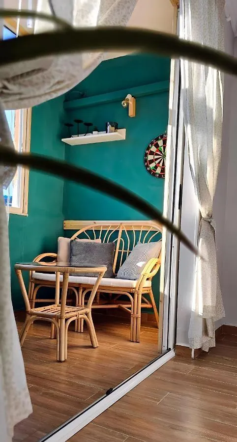 Nuci'S Place 2, Sunny Apartment With Balcony Near Blloku 地拉那 阿尔巴尼亚